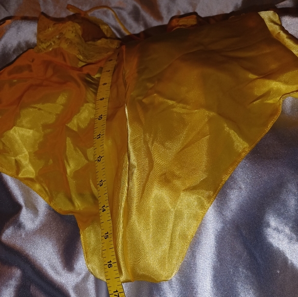 Shirley of Hollywood NWOT Cute Canary Teddy S - Picture 4 of 8